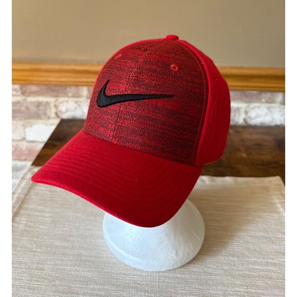 Nike Red & Black Swoosh Elastic One Size Hat Golf Classic 99 - Picture 1 of 16